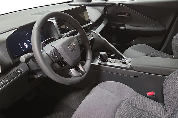 Toyota C-HR 10 of 19
