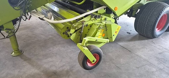 CLAAS 2200 4 of 13