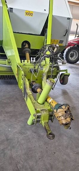 CLAAS 2200 8 of 13