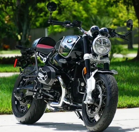 BMW R nineT 15 of 15