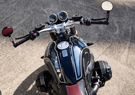 BMW R nineT 10 of 15