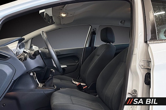 Ford Fiesta 6 of 10