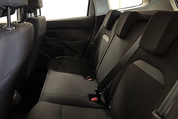 Dacia Duster 12 of 16