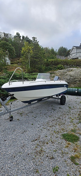 Flipper 510 med yamaha 90hk – Välutrustad och redo för sjön 2 of 6