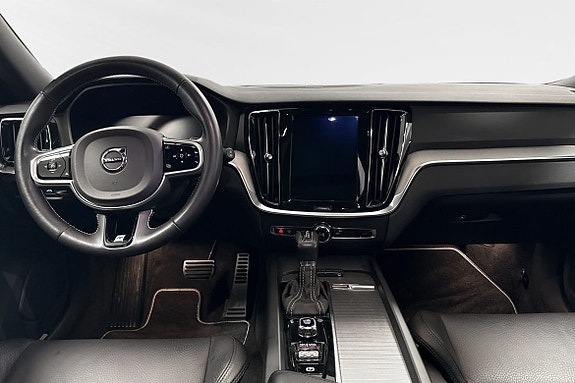 Volvo V60 5 of 12