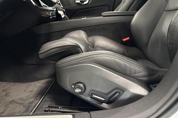 Volvo V60 8 of 12