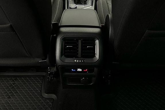 Volkswagen Tiguan 20 of 26