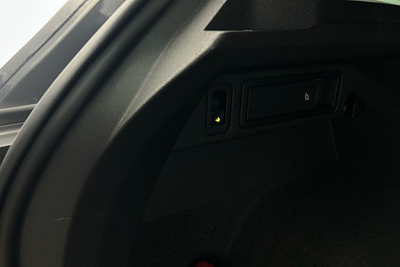 Volkswagen Tiguan 16 of 26