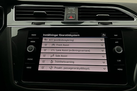 Volkswagen Tiguan 22 of 26