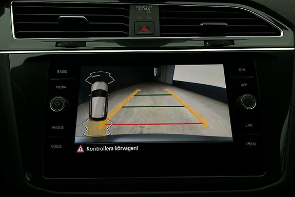 Volkswagen Tiguan 24 of 26