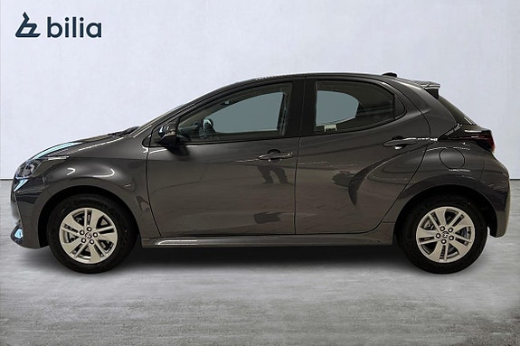 Toyota Yaris 3 of 21