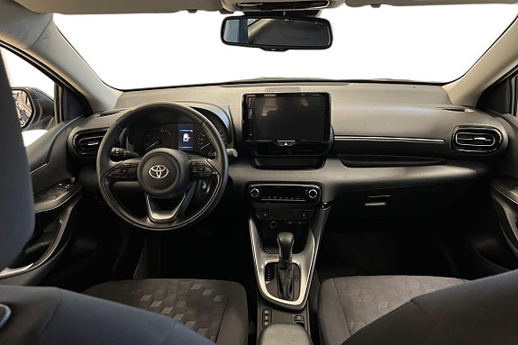 Toyota Yaris 10 of 21