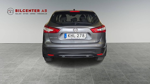 Nissan Qashqai 4 of 18