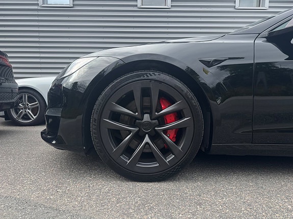 Tesla Model S 9 of 29