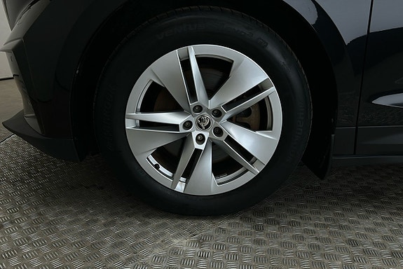 Skoda Enyaq 12 of 30