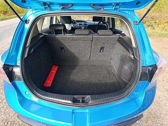 Mazda 3 7 of 14