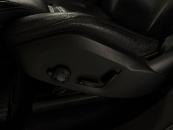 Volvo XC90 13 of 23