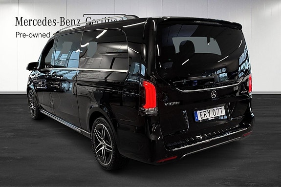 Mercedes-Benz V300 4 of 27