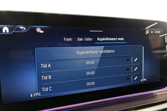 Mercedes-Benz V300 21 of 27