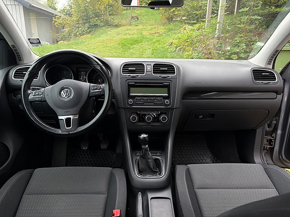 Volkswagen Golf VI 9 of 12