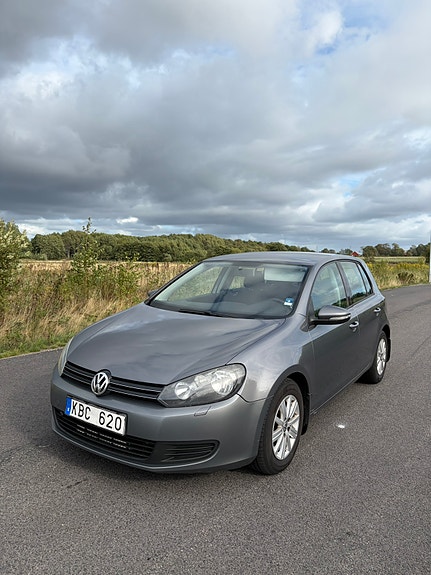 Volkswagen Golf VI 2 of 12