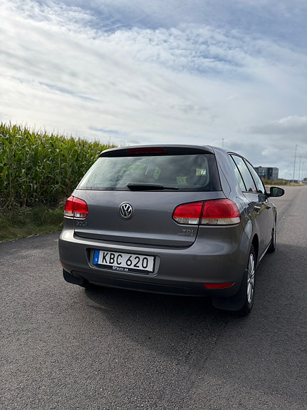 Volkswagen Golf VI 5 of 12