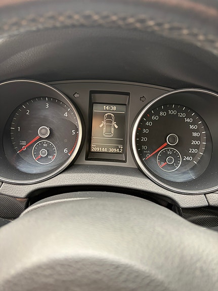 Volkswagen Golf VI 12 of 12