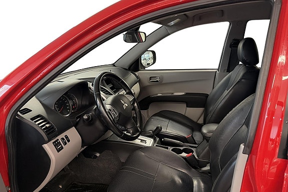 Mitsubishi L200 9 of 18