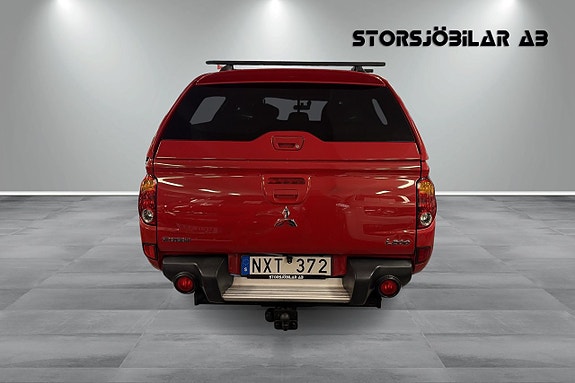 Mitsubishi L200 4 of 18