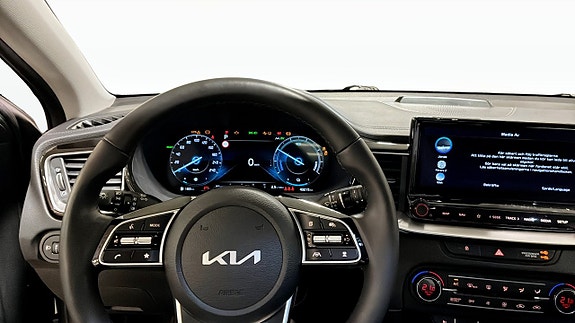 Kia Ceed 10 of 13