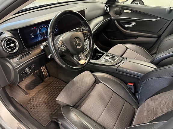 Mercedes-Benz E220 d 10 of 16