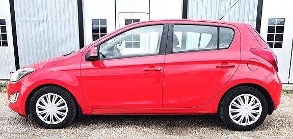 Hyundai i20 6 of 12