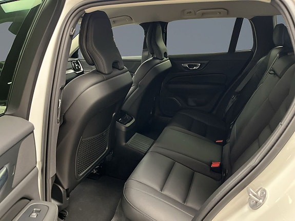 Volvo V60 8 of 11
