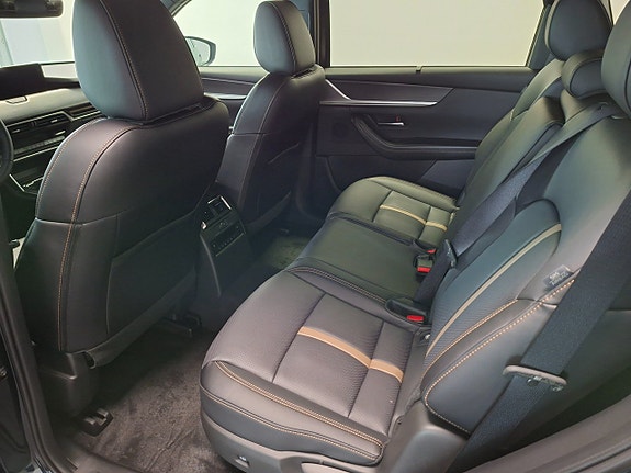 Mazda CX-80 6 of 7