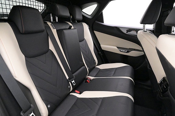 Lexus NX450h+ 25 of 27