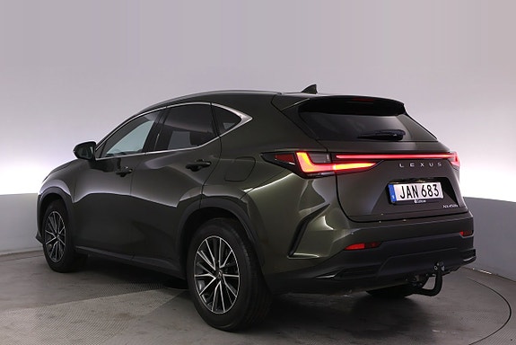 Lexus NX450h+ 4 of 27
