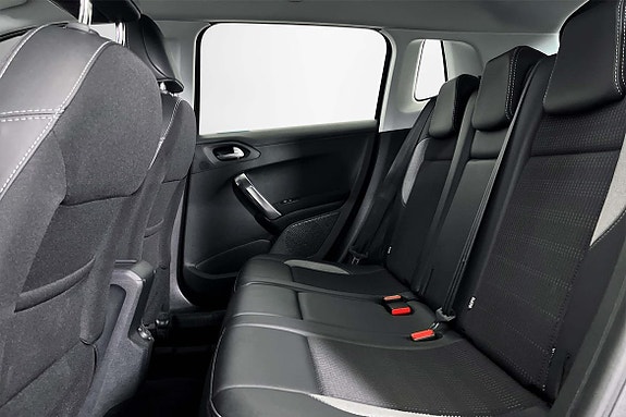 Peugeot 2008 8 of 14