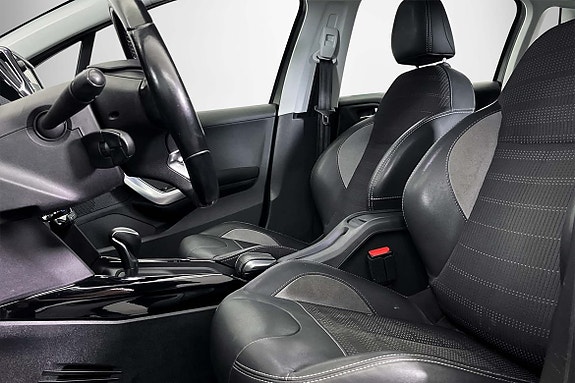 Peugeot 2008 5 of 14