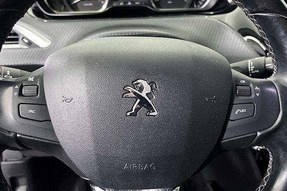 Peugeot 2008 12 of 14