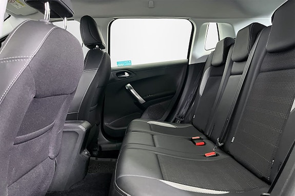 Peugeot 2008 7 of 11