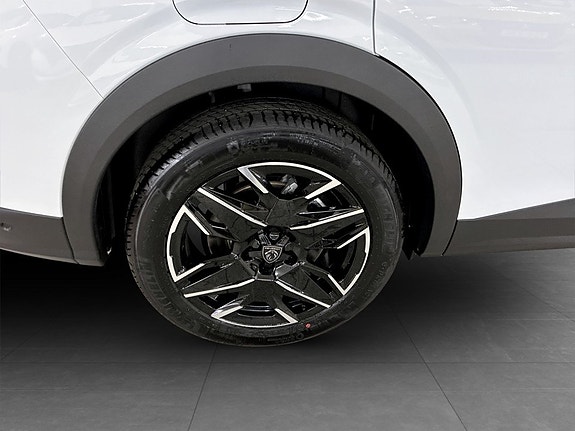 Peugeot 5008 14 of 15