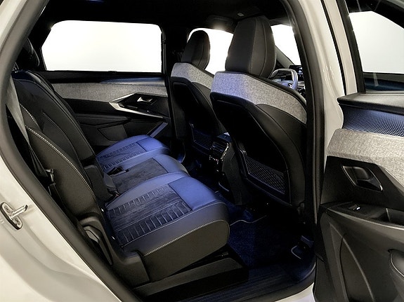 Peugeot 5008 12 of 15