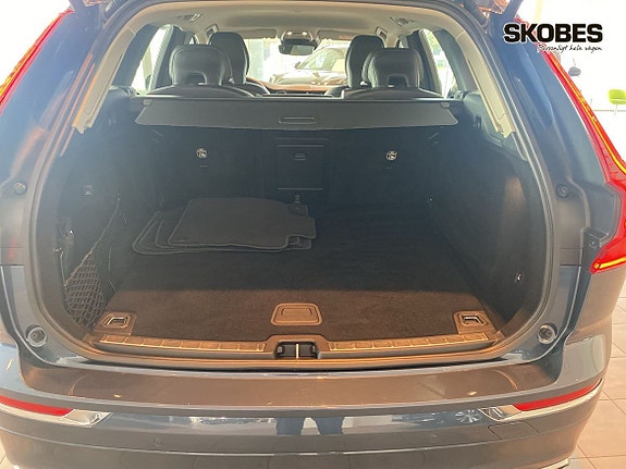 Volvo XC60 16 of 29