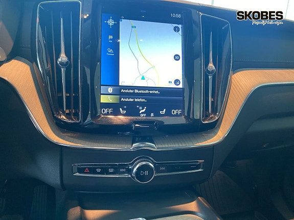 Volvo XC60 12 of 29
