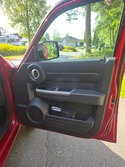 Dodge Nitro 13 of 20
