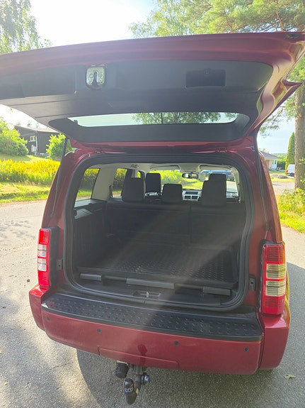 Dodge Nitro 19 of 20