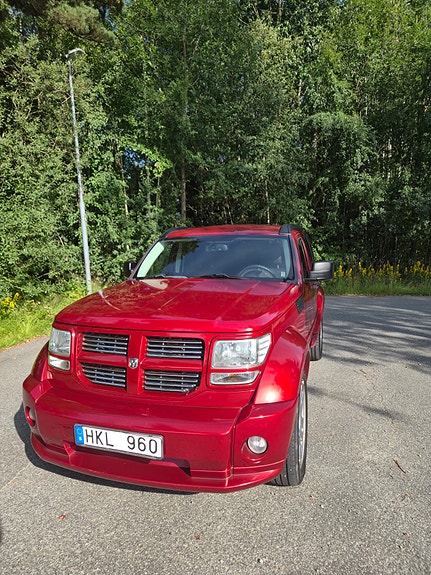Dodge Nitro 2 of 20
