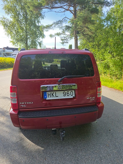 Dodge Nitro 5 of 20