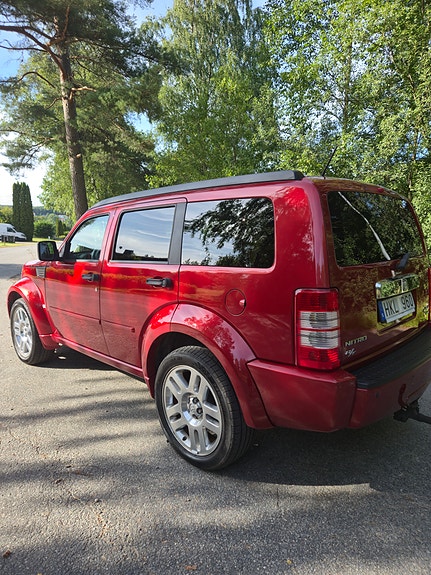 Dodge Nitro 7 of 20