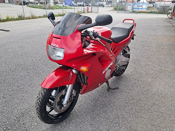 Honda CBR600F2 3 of 6